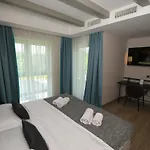 Helena Villa Brzac
