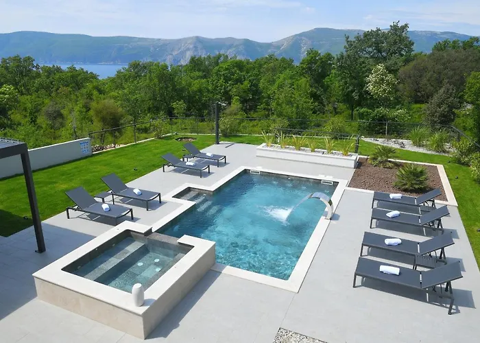 וילה Helena Brzac